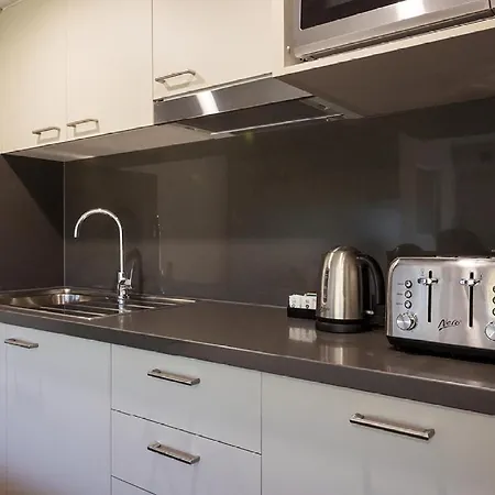 Yarrawonga Mulwala Golf Club Hotel Exterior photo A typical kitchen in a student apartment