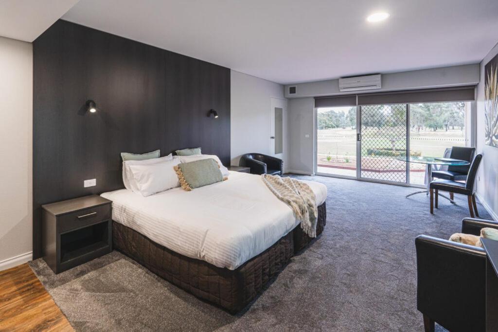 Mulwala Golf Club Resort Yarrawonga