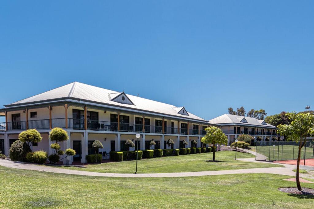 Mulwala Golf Club 5* Yarrawonga